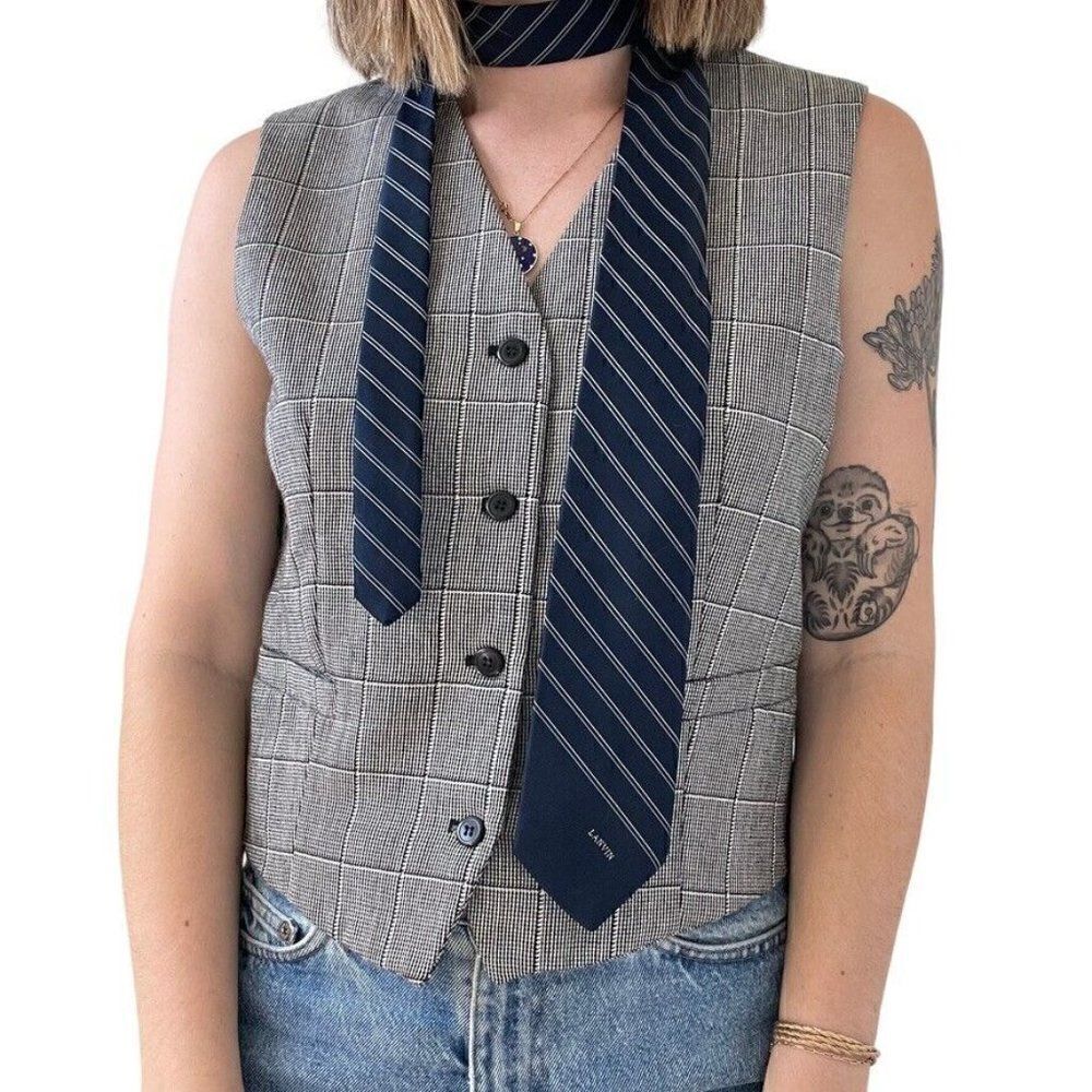 Vintage 1990s Lanvin Blue Striped 100% Silk Dark Academia Preppy Unisex Tie